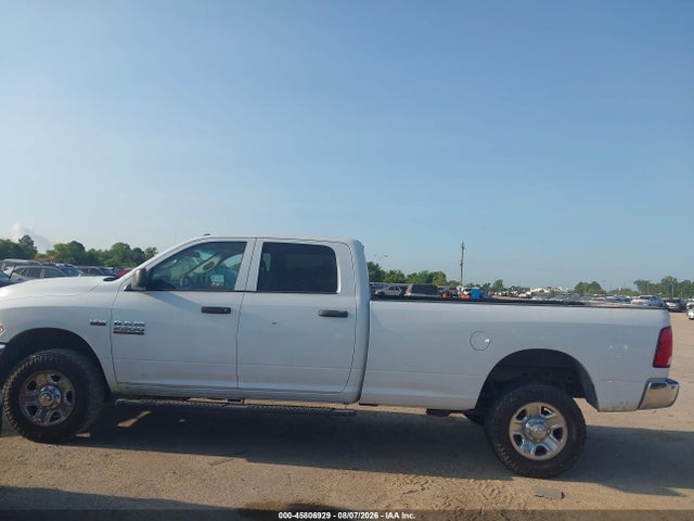 45806929 :رقم المزاد ، 3C6TR5HT3JG117011 vin ، 2018 Ram 2500 Tradesman  4x4 8' Box مزاد بيع