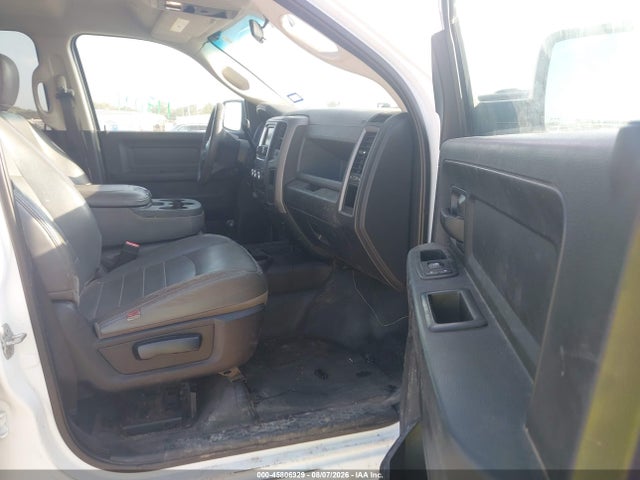 45806929 :رقم المزاد ، 3C6TR5HT3JG117011 vin ، 2018 Ram 2500 Tradesman  4x4 8' Box مزاد بيع