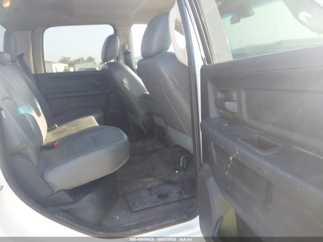 45806929 :رقم المزاد ، 3C6TR5HT3JG117011 vin ، 2018 Ram 2500 Tradesman  4x4 8' Box مزاد بيع
