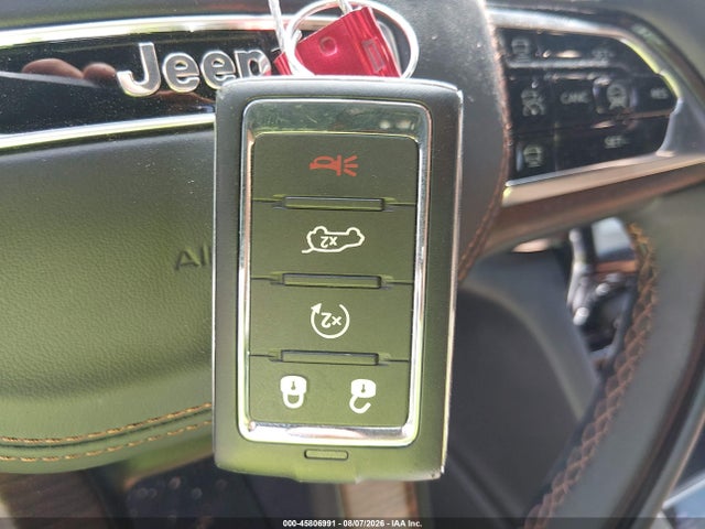 Продаж на аукціоні авто 2025 Jeep Grand Cherokee Summit 4x4, vin: 1C4RJHEG5S8644235, номер лоту: 45806991