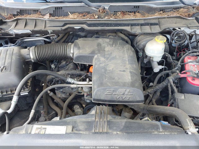 45807014 :رقم المزاد ، 3C6JR7DG9JG135427 vin ، 2018 Ram 1500 مزاد بيع