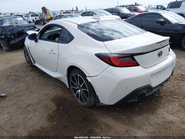 Toyota GR86 2023 JF1ZNBC15P8762752 Image 3