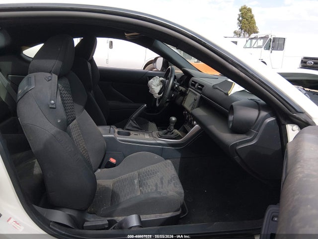 Toyota GR86 2023 JF1ZNBC15P8762752 Image 5