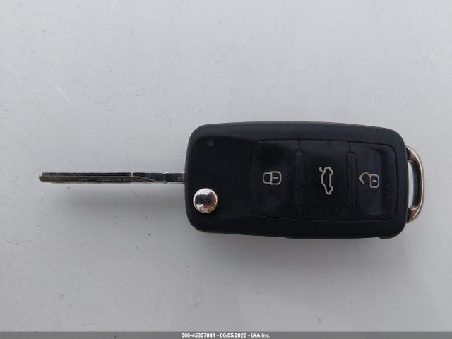 45807041 :رقم المزاد ، 1VWBT7A33HC026729 vin ، 2017 Volkswagen Passat 1.8t Se مزاد بيع