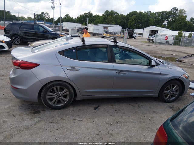 5NPD84LF3HH055980 Hyundai ELANTRA SE