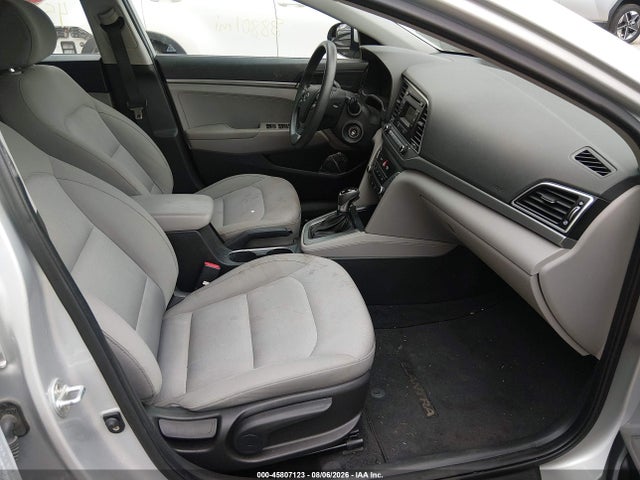 2017 Hyundai Elantra Se მანქანა იყიდება აუქციონზე, vin: KMHD74LF2HU367230, აუქციონის ნომერი: 45807123