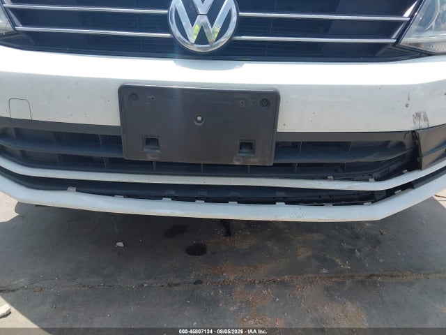 45807134 :رقم المزاد ، 3VWDB7AJ6HM257083 vin ، 2017 Volkswagen Jetta 1.4t Se مزاد بيع
