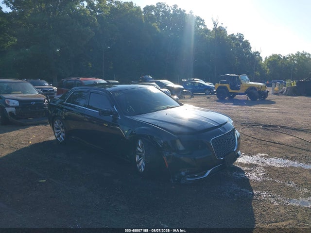 2018 Chrysler 300 Limited მანქანა იყიდება აუქციონზე, vin: 2C3CCAEG9JH136788, აუქციონის ნომერი: 45807158