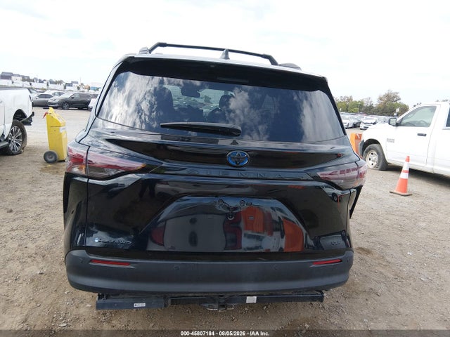 Toyota Sienna Woodland Edition 2025 5TDCSKFC3SS175878 Image 17