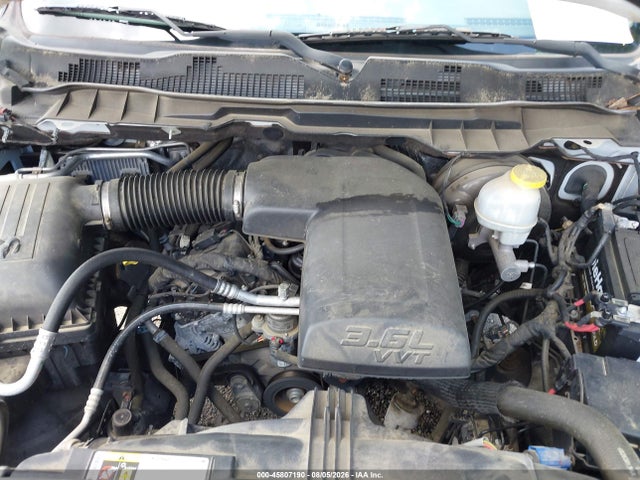 45807190 :رقم المزاد ، 3C6JR6DG4HG708173 vin ، 2017 Ram 1500 Tradesman  4x2 8' Box مزاد بيع