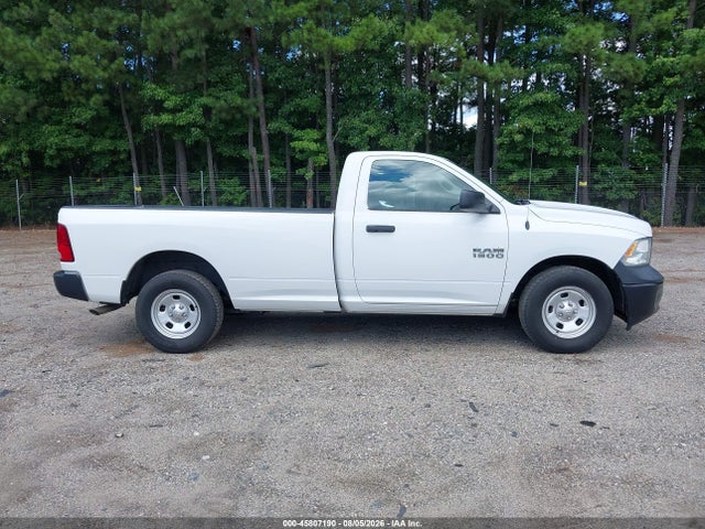 45807190 :رقم المزاد ، 3C6JR6DG4HG708173 vin ، 2017 Ram 1500 Tradesman  4x2 8' Box مزاد بيع