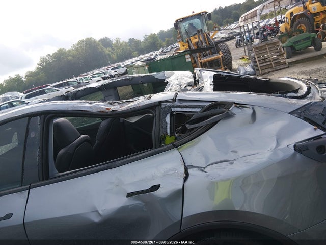7SAYGDEDXTA467546 Tesla Model Y