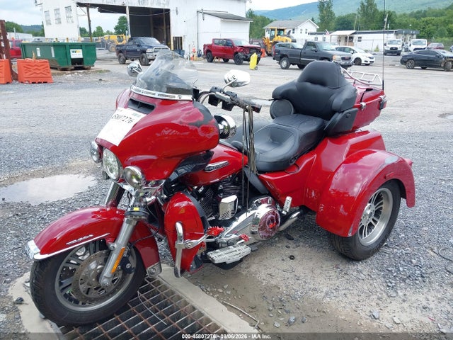 Harley-Davidson FLHTCUTG 2021 1HD1MAF17MB852899 Image 2