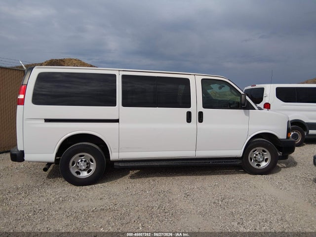 Chevrolet Express 2500 Ls 2018 1GAWGEFG1J1281494 Image 18
