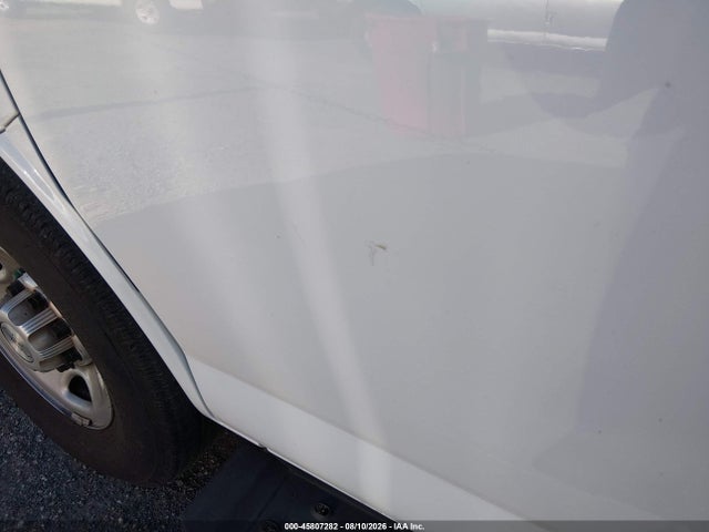 Chevrolet Express 2500 Ls 2018 1GAWGEFG1J1281494 Image 13