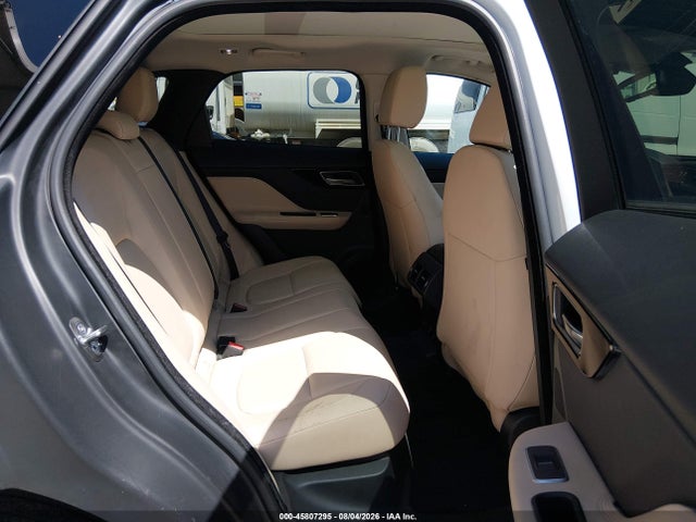 Jaguar F-pace 25t Premium 2018 SADCJ2FX7JA279909 Image 8