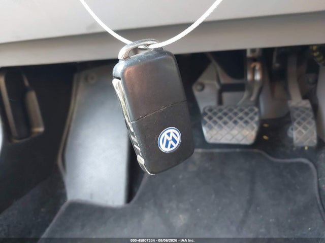 2005 Volkswagen New Beetle Gls 1.8t მანქანა იყიდება აუქციონზე, vin: 3VWCD31Y45M367007, აუქციონის ნომერი: 45807334