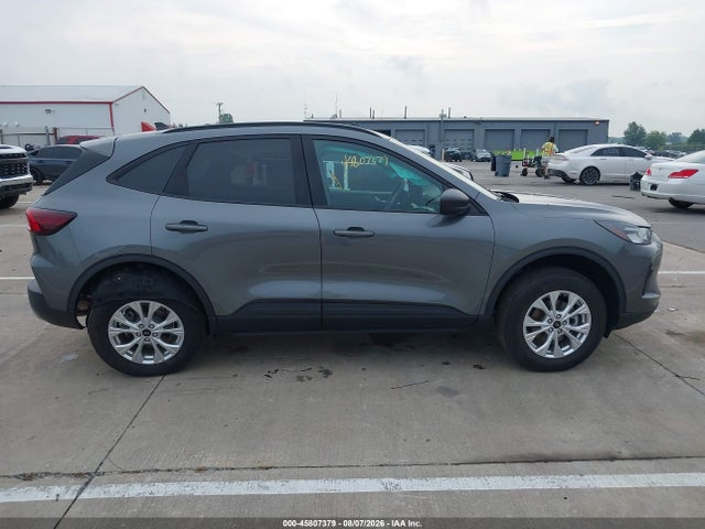 1FMCU9GN0SUA07576 Ford Escape Active