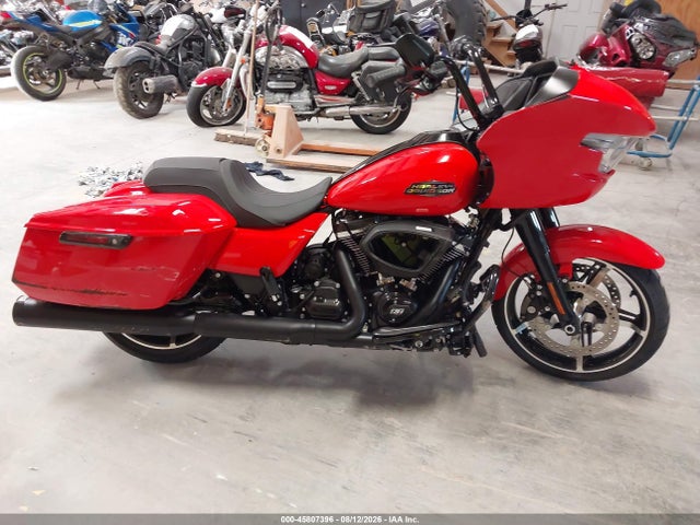 Harley-Davidson FLTRX 2026 1HD1KH71XTB625640 Image 12