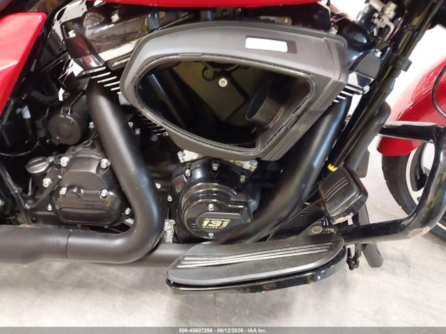 Harley-Davidson FLTRX 2026 1HD1KH71XTB625640 Image 8