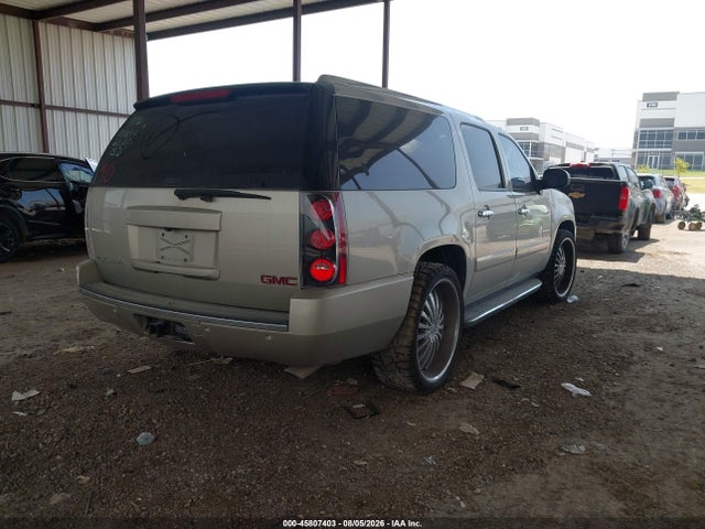 2014 Gmc Yukon Xl 1500 Denali მანქანა იყიდება აუქციონზე, vin: 1GKS1MEF6ER210538, აუქციონის ნომერი: 45807403