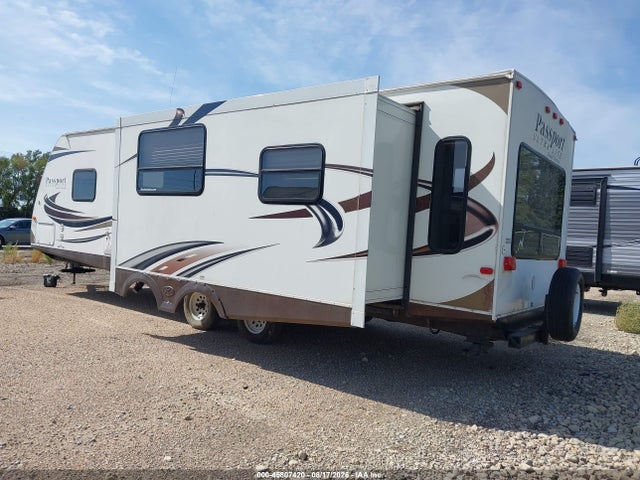 Keystone Ulta Lite Grand Tour 2014 4YDT28929ET413659 Image 3