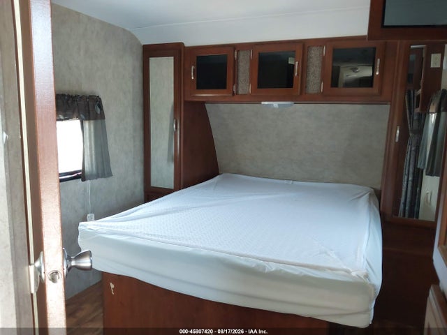 Keystone Ulta Lite Grand Tour 2014 4YDT28929ET413659 Image 8