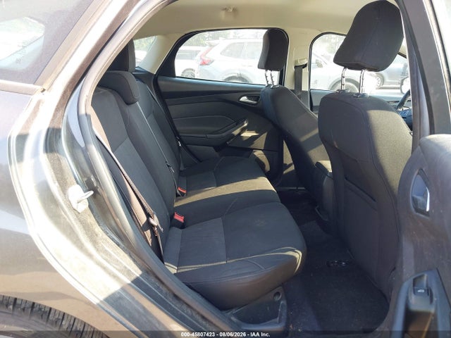 Ford FOCUS SE 2015 1FADP3K2XFL211393 Image 8