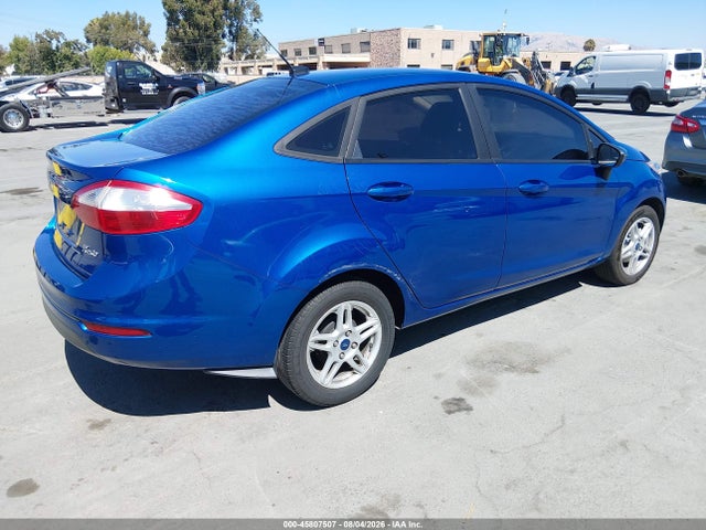 3FADP4BJ2KM105039 Ford FIESTA SE
