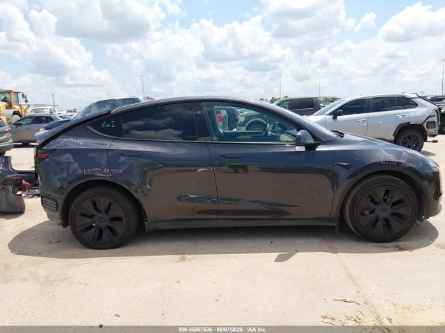 7SAYGDED8SF259568 Tesla Model Y Long Range Dual Motor Rear-wheel Drive