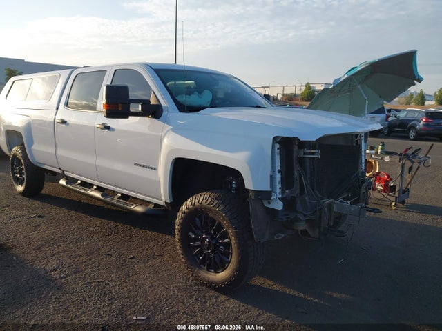 2019 1GC1KREG5KF154700 main image