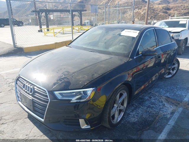 Audi A3 40 Premium/40 Titanium Premium 2019 WAUAUGFF2K1010357 Image 2