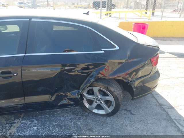 Audi A3 40 Premium/40 Titanium Premium 2019 WAUAUGFF2K1010357 Image 6