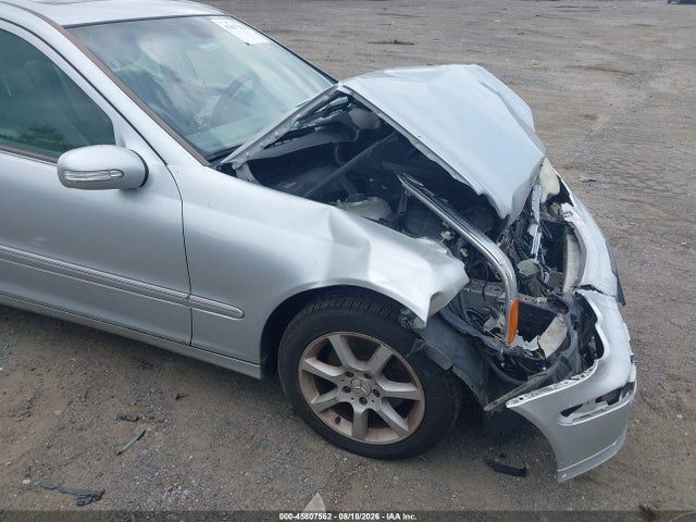 Продажа на аукционе авто 2007 Mercedes-benz C 280 Luxury 4matic, vin: WDBRF92H57F915607, номер лота: 45807562