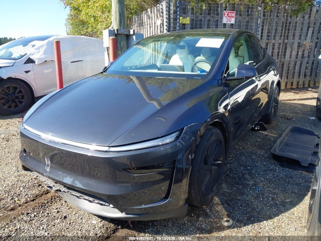 7SAYGDEE9TF369829 Tesla Model Y All-wheel Drive/long Range Launch Series/premium All-wheel Drive