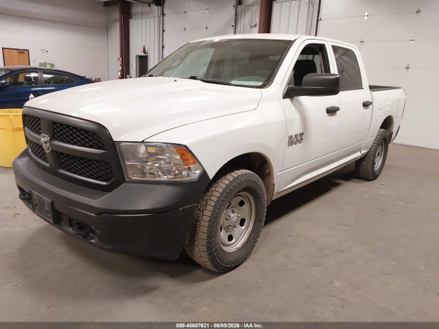 1C6RR7KG9JS306661 RAM 1500 Tradesman 4x4 5&#039;7 Box