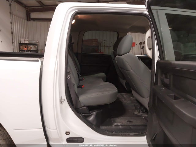 1C6RR7KG9JS306661 RAM 1500 Tradesman 4x4 5&#039;7 Box