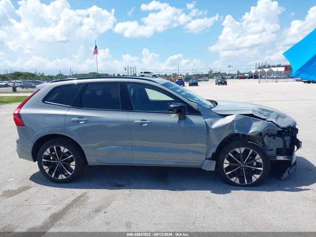 Volvo Xc60 B5 Plus 2026 YV4M12RC9T1479683 Image 13