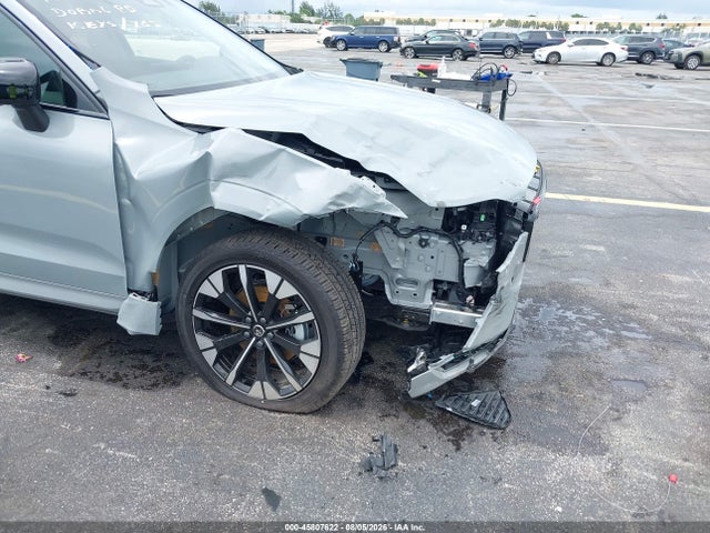 Volvo Xc60 B5 Plus 2026 YV4M12RC9T1479683 Image 18