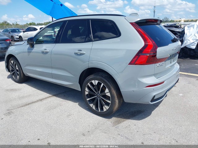 Volvo Xc60 B5 Plus 2026 YV4M12RC9T1479683 Image 3