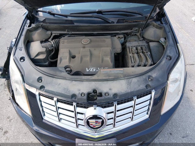 45807640 :رقم المزاد ، 3GYFNFE36FS599242 vin ، 2015 Cadillac Srx Performance Collection مزاد بيع