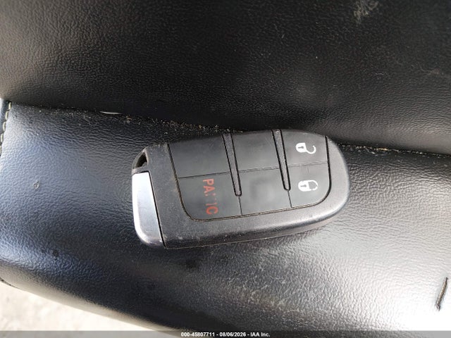 45807711 :رقم المزاد ، 3C4PDCGG4KT840957 vin ، 2019 Dodge Journey Crossroad مزاد بيع