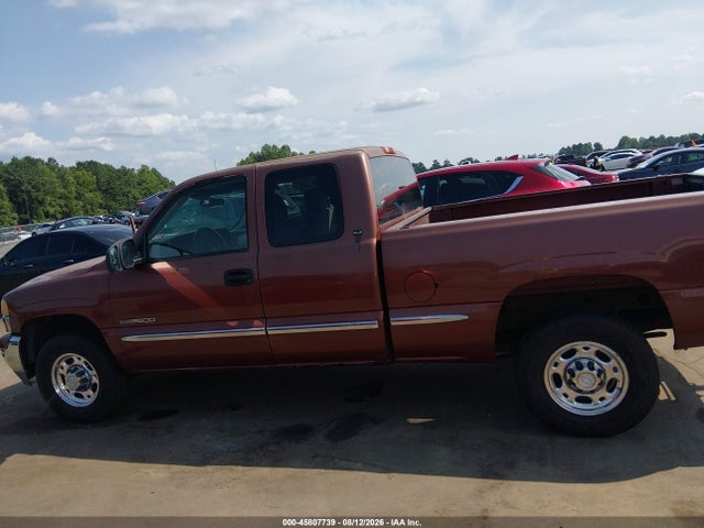 45807739 :رقم المزاد ، 1GTFC29U4YZ105828 vin ، 2000 Gmc Sierra 2500 Sle مزاد بيع