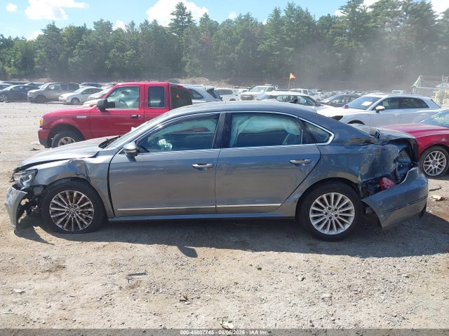 1VWBT7A35GC061724 Volkswagen Passat 1.8t Se