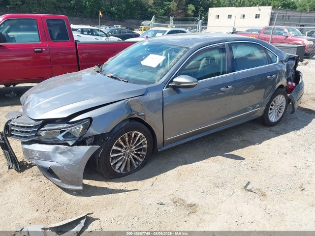1VWBT7A35GC061724 Volkswagen Passat 1.8t Se