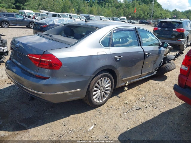 1VWBT7A35GC061724 Volkswagen Passat 1.8t Se