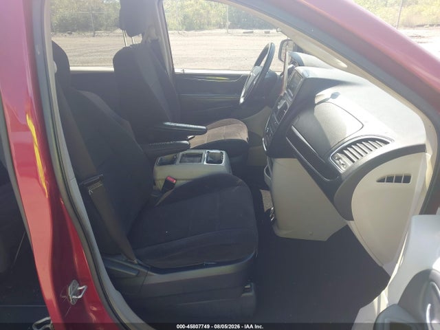 45807749 :رقم المزاد ، 2A4RR5DGXBR746296 vin ، 2011 Chrysler Town & Country Touring مزاد بيع