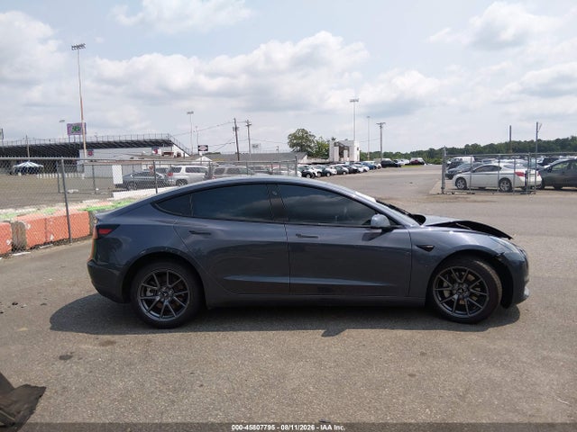 Tesla Model 3 Rear-wheel Drive 2023 5YJ3E1EA3PF665976 Image 12