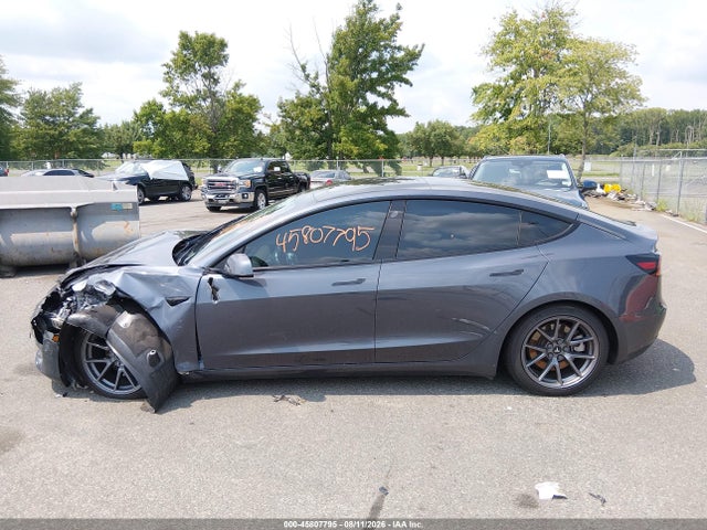 Tesla Model 3 Rear-wheel Drive 2023 5YJ3E1EA3PF665976 Image 13