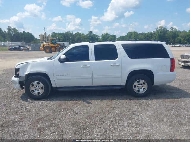 45807799 :رقم المزاد ، 1GNSCJE02ER115062 vin ، 2014 Chevrolet Suburban C1500 Lt مزاد بيع